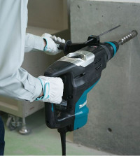 Makita bušilica čekić HR5202C